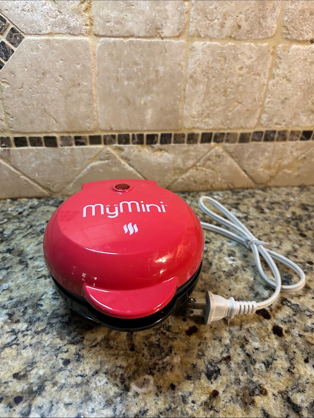 Red Portable Electric Mini donut Maker